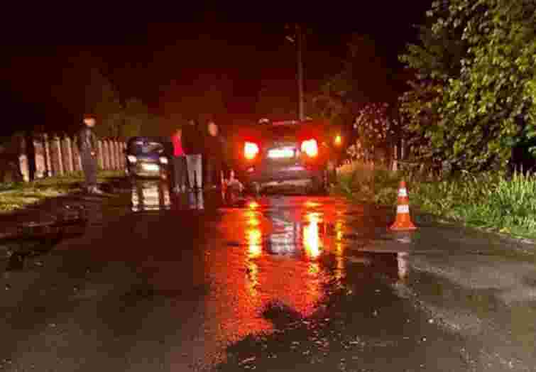Уночі поблизу Радехова водій Audi на смерть збив 39-річного пішохода