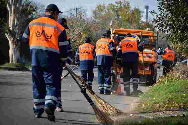 У Куп'янську росіяни атакували FPV-дроном автомобіль з комунальниками, є загибла та постраждалі