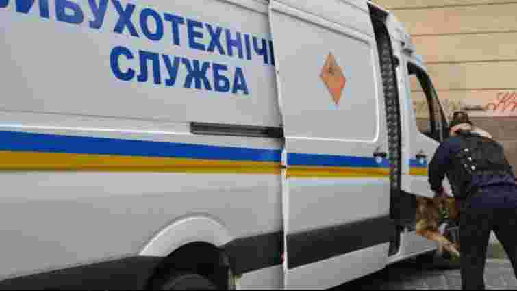 Рецидивісту загрожує 8 років тюрми за хибний виклик про вибух на ринку в Івано-Франківську