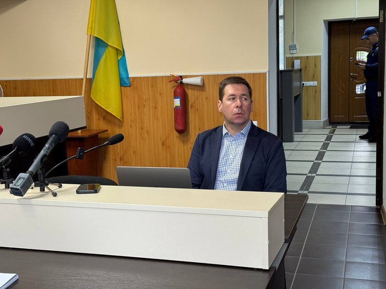 Адвокат Петра Порошенка Ілля Новіков (фото «Суспільного»)