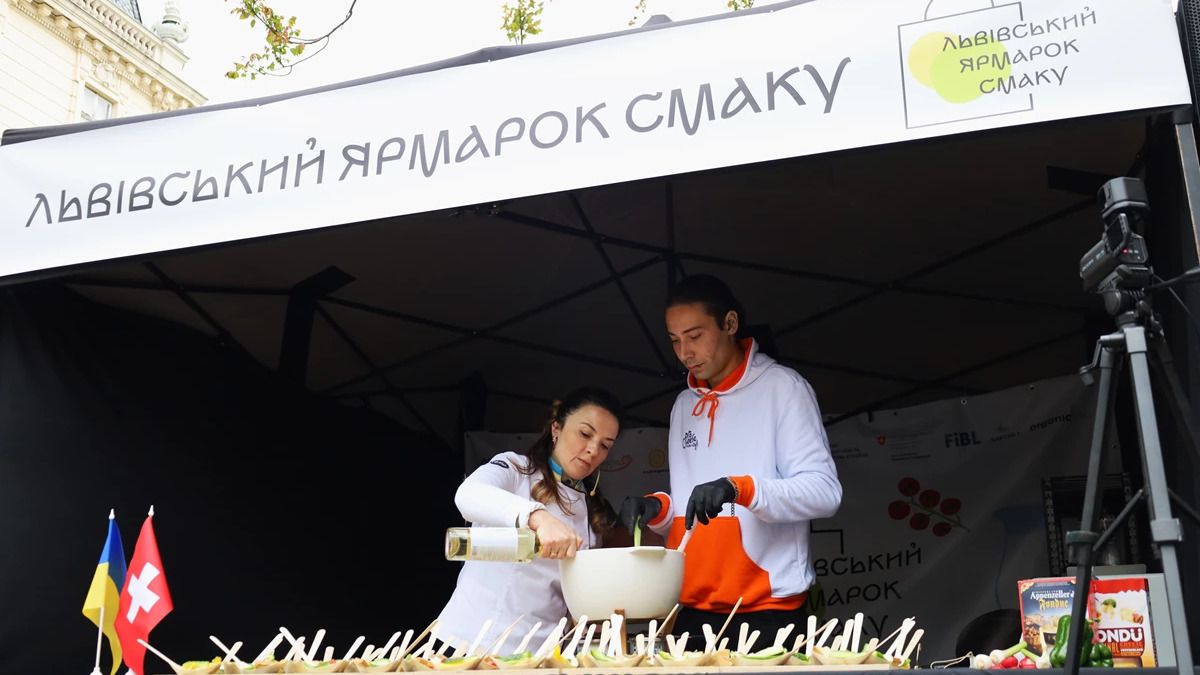 Третій «Львівський ярмарок смаку» триває у Палаці мистецтв