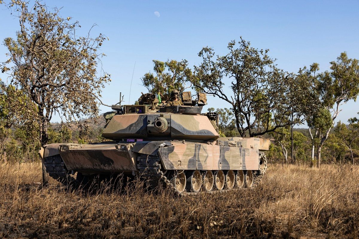 Австралія почала передачу Україні списаних танків Abrams