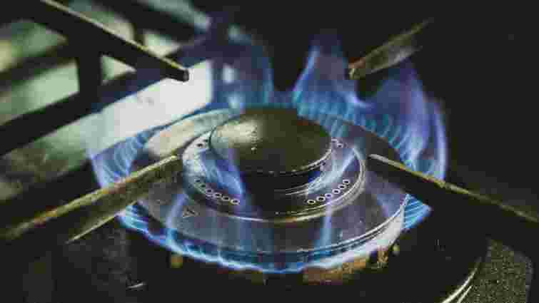 Чисто без агресивної хімії: як відчистити плиту від пригорілих плям