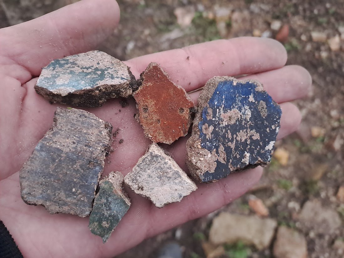 Знайдені черепки