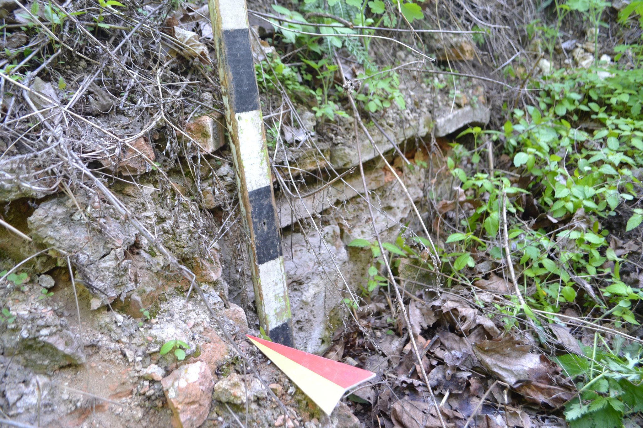 Зруйнований фрагмент кладки