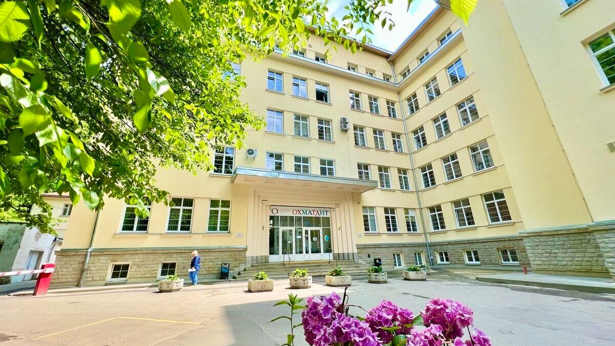 Дитяча лікарня у Львові віддасть 19 млн грн за ремонт відділення скандальній фірмі