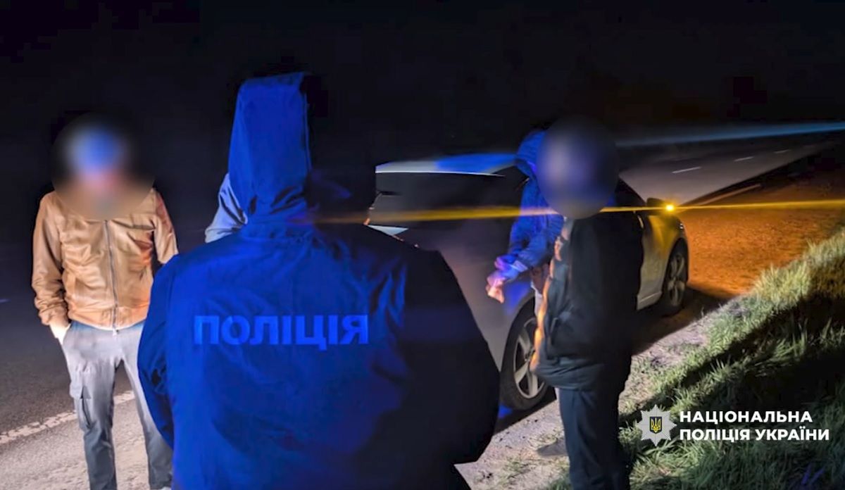 Лідера наркобізнесу у Львові затримали під час передачі 18 тис. доларів поліцейському