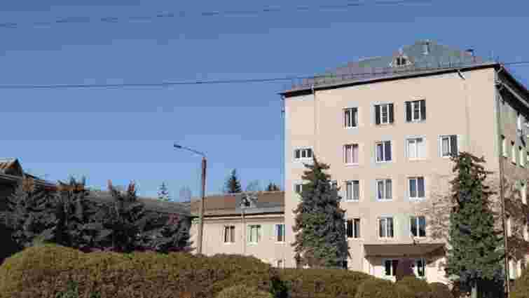 Через п'яне водіння директора автошколи з Івано-Франківська на рік позбавили водійських прав