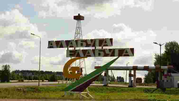 У Росії дрони масово атакували оборонні заводи