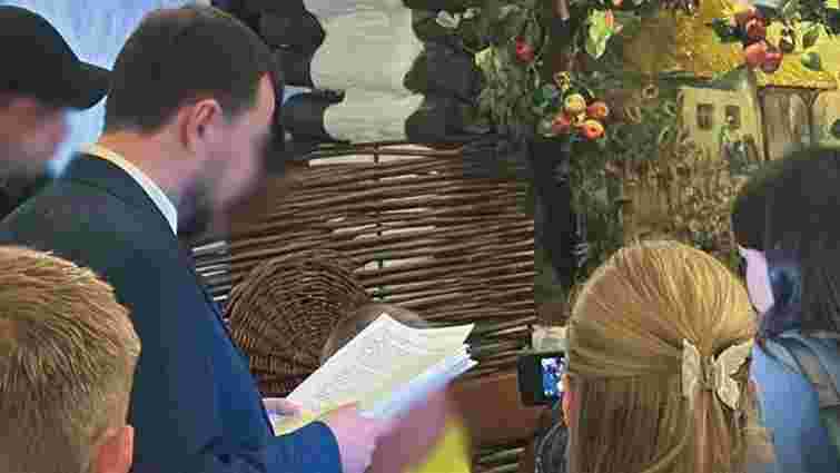 НАБУ підозрює депутата Закарпатської облради у переправленні чоловіків через кордон