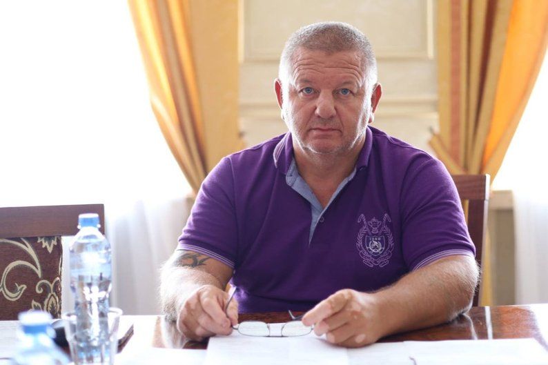 За інформацією Віталія Глаголи, йдеться про депутата Закарпатської облради від партії «За майбутнє» Олександра Антала. Фото Суспільного 