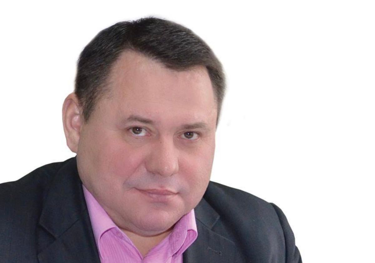 Заступника голови Кам’янець-Подільської райради викрили на хабарі у 5000 доларів
