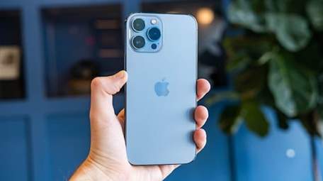 Директора фірми Дубневичів засудили за крадіжку iPhone з ТРЦ у Львові