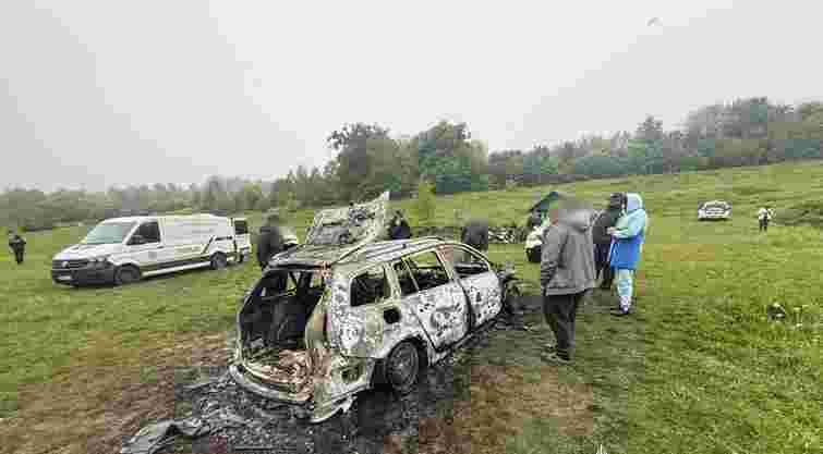 На Тернопільщині в згорілому автомобілі виявили тіло 19-річного місцевого мешканця