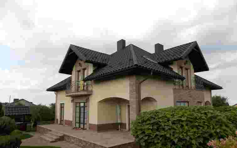 Екскерівнику податкової Тернопільщини оголосили підозру в недостовірному декларуванні