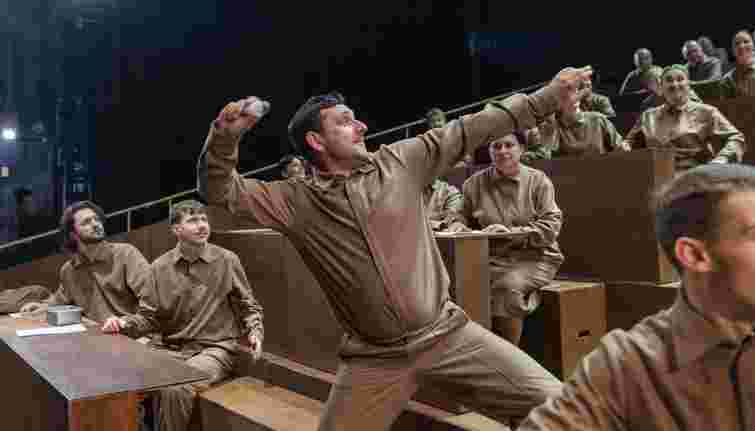 «Золотий Обруч»: майже детективна історія