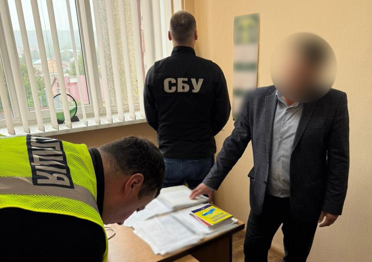 Депутата Сторожинецької міськради підозрюють у підробці довідки для ухилянта