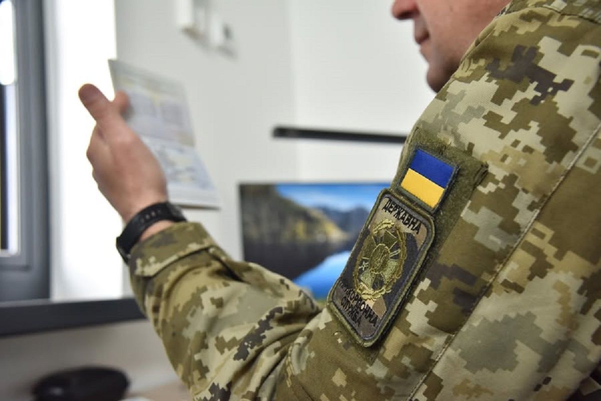 Прикордонники Львівщини виявили чоловіка, який перебував у розшуку за ДТП