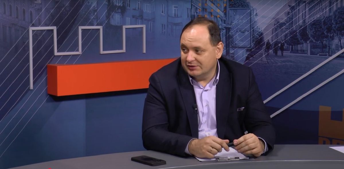 Департамент освіти рекомендував франківським педагогам дивитись ефіри Руслана Марцінківа