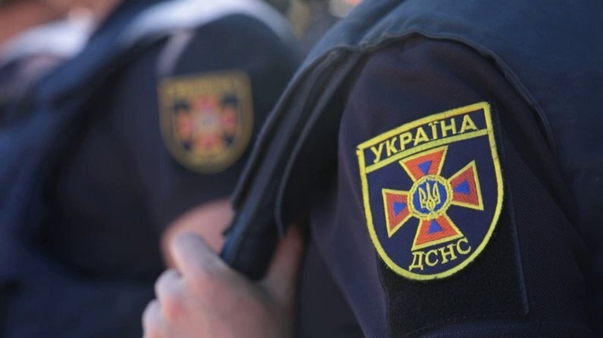 Травмованому в Бещадах туристу допомогли спуститись з гір львівські рятувальники