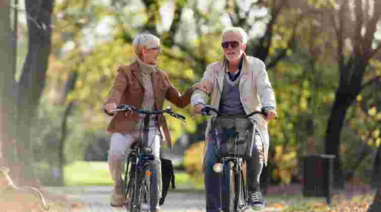 Як за допомогою харчування уповільнити біологічне старіння і підтримати здоров'я на довгі роки
