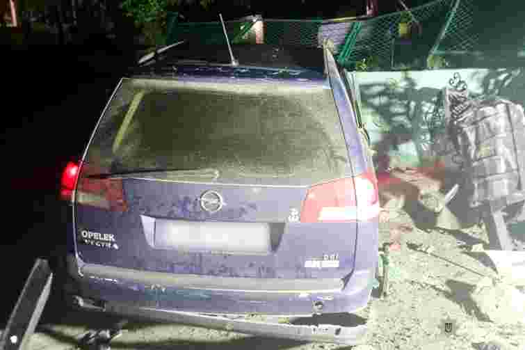 На Рівненщині пʼяний водій влетів у паркан,  загинув 23-річний пасажир