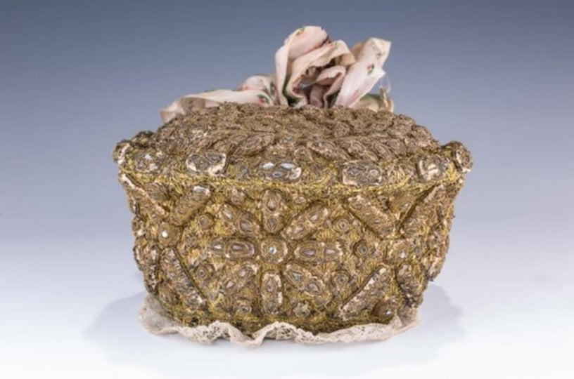 Шапка для шабату (фото з презентації Наталії Левкович)