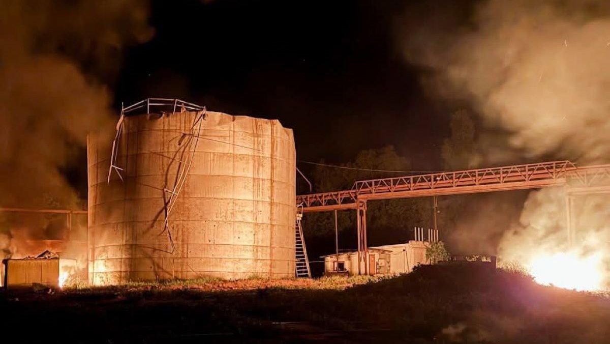 Російські війська атакували завод із виробництва біоетанолу на Сумщині