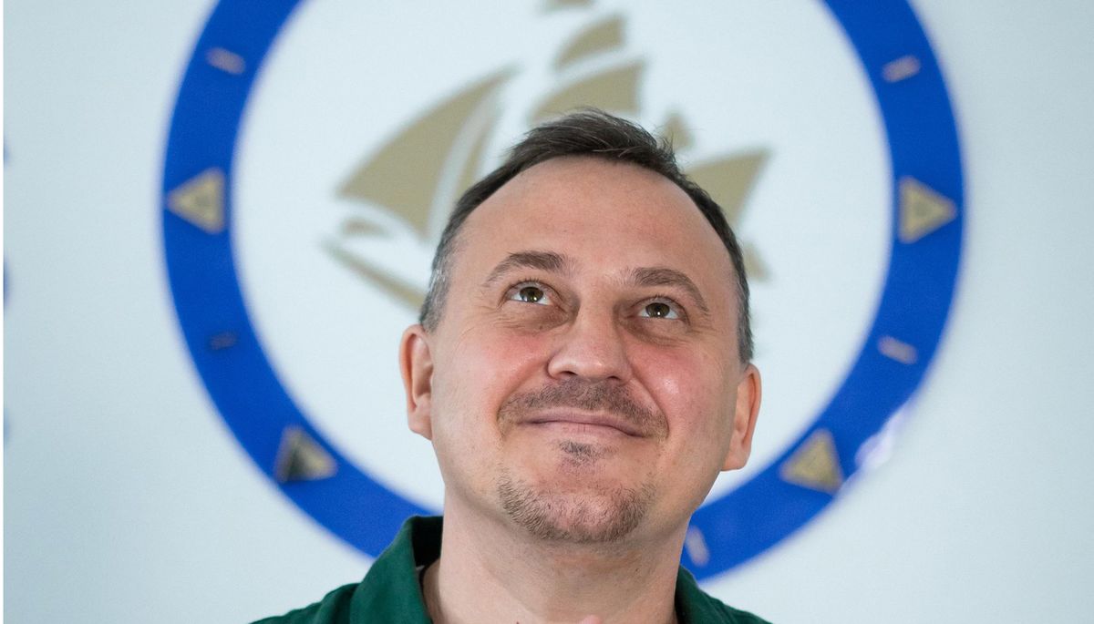 Акунін, Електронік і примарний фестиваль Андрія Осіпова