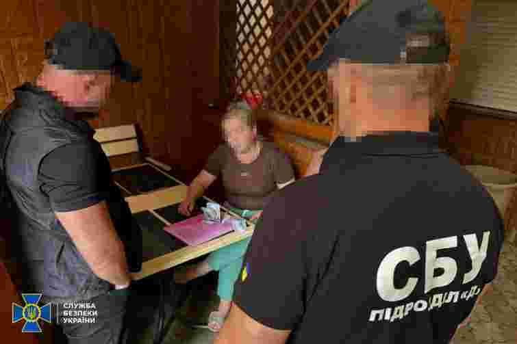 Правоохоронці затримали закарпатку за хабарі від поранених військових