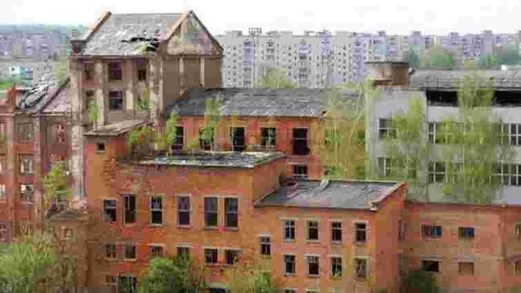 На Прикарпатті ув’язнили посадовця, який здав на брухт майно стратегічного підприємства