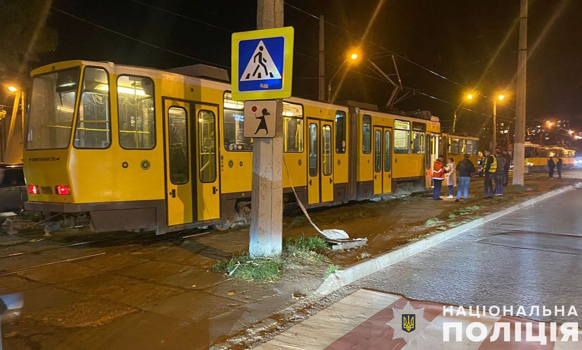 Суд покарав водія львівського трамвая, який пʼяним збив жінку з дворічним онуком
