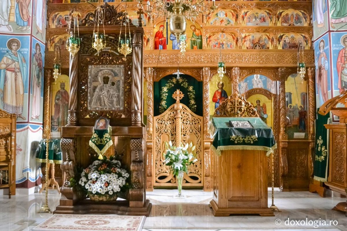 Освячення зелені і сватання: що обов'язково потрібно зробити на Трійцю