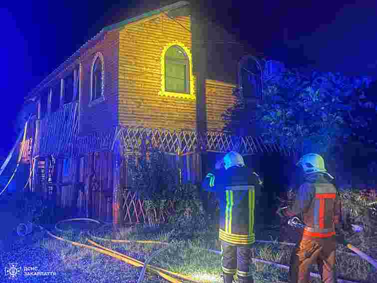 На Закарпатті сталася пожежа на території турбаз у Солотвині