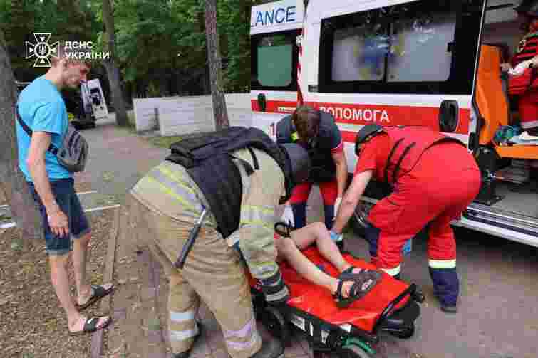 Внаслідок російського удару по Харкову загинула керівниця дитячої залізниці