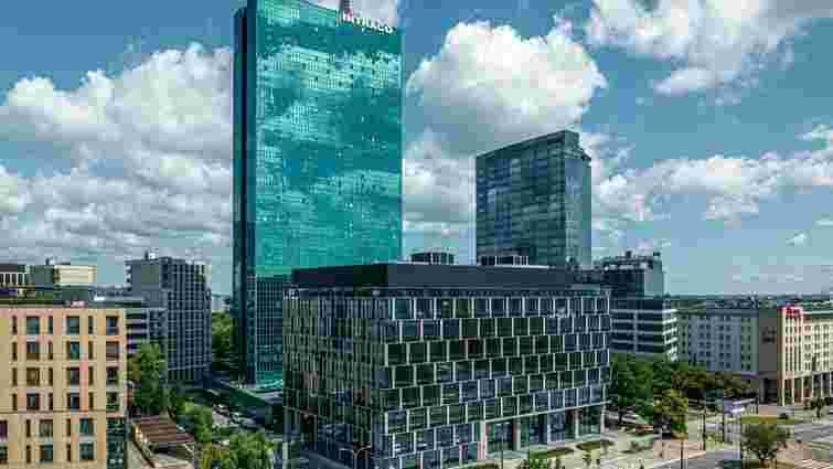 У Варшаві знесуть 107-метровий хмарочос, в якому працює бізнес-центр