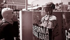 Навіщо Трамп увів війська?