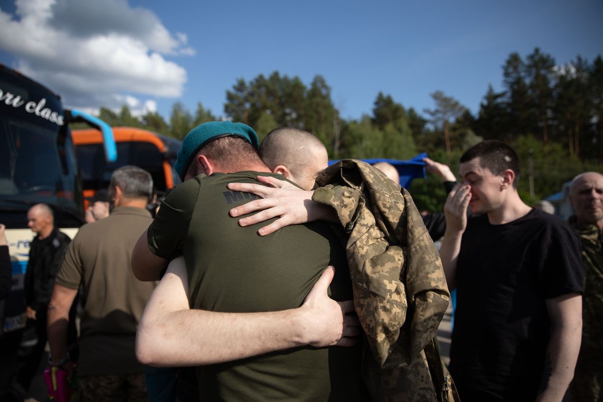 Під час обміну 10 червня на Львівщину повернулись семеро захисників