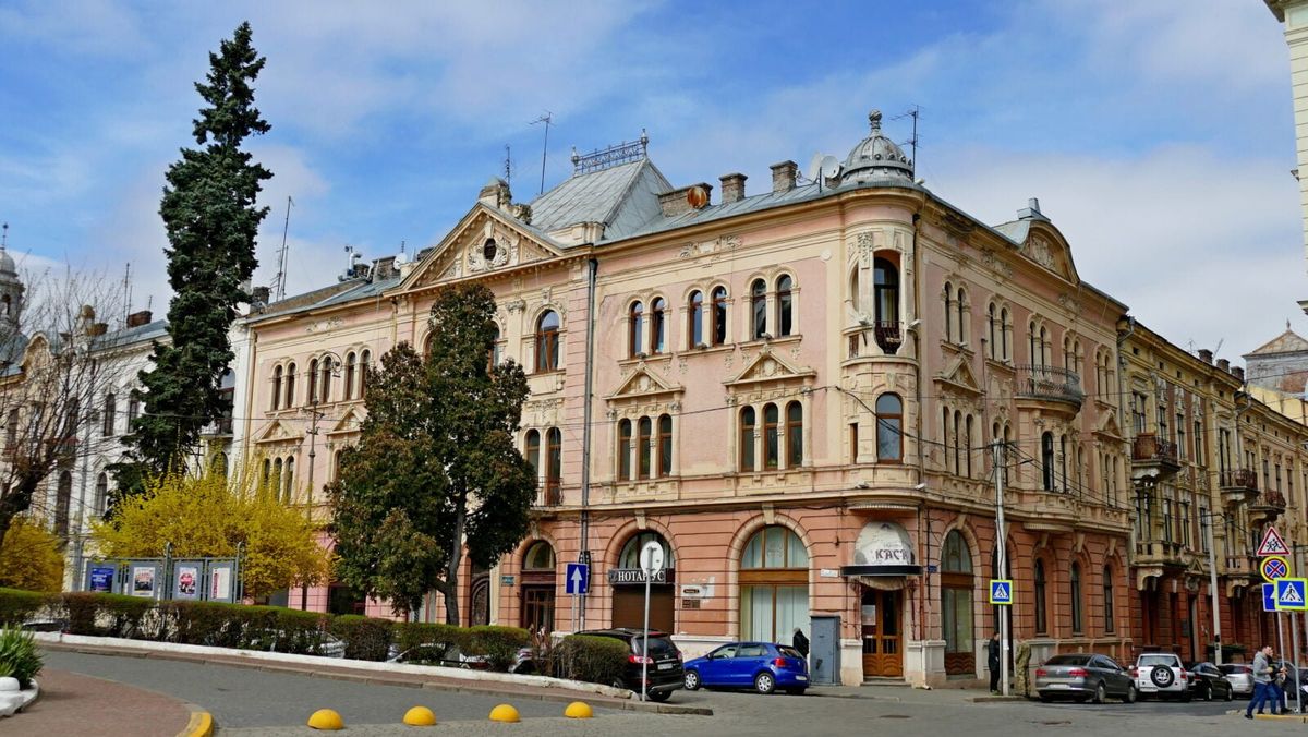 Після аерозйомки у Чернівцях виявили 18 захоплених ділянок