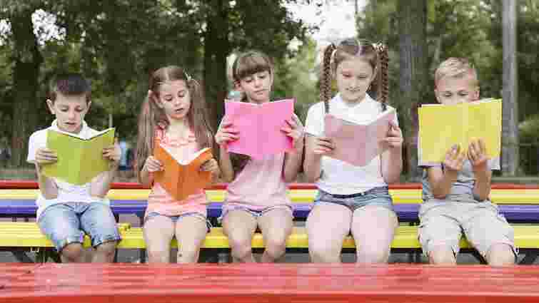 Друк шкільних підручників для 8 класу коштуватиме 1,06 млрд грн