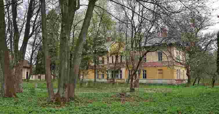 У недобросовісного орендаря забрали 9 га під колишнім наркодиспансером біля Стрия