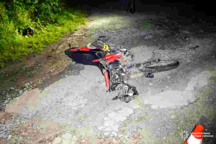 На Рівненщині внаслідок падіння з мотоцикла загинув 22-річний чоловік 