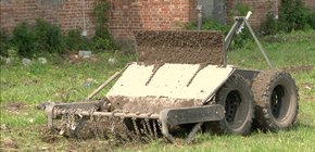 У компанії Rovertech показали, як виготовляють на Львівщині дрони для розмінування та логістики