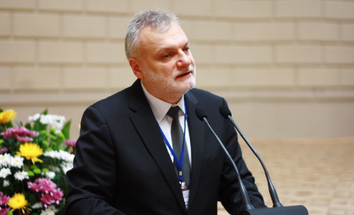 МОН офіційно призначило Романа Гладишевського ректором Львівського університету
