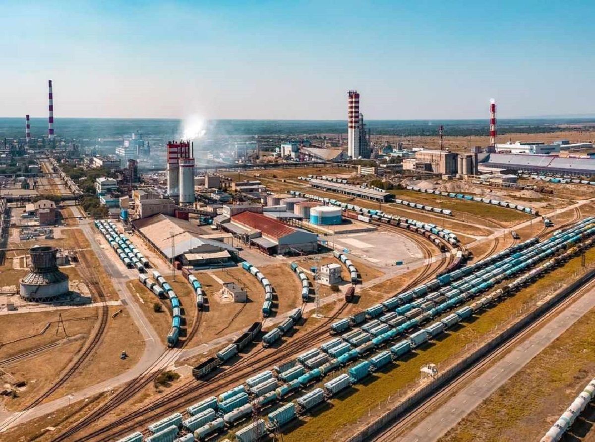 Вночі ударні дрони атакували два хімічних підприємства в Росії