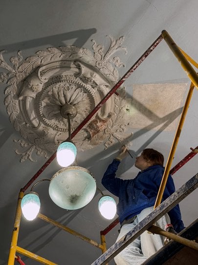 Ліпнина на стелі