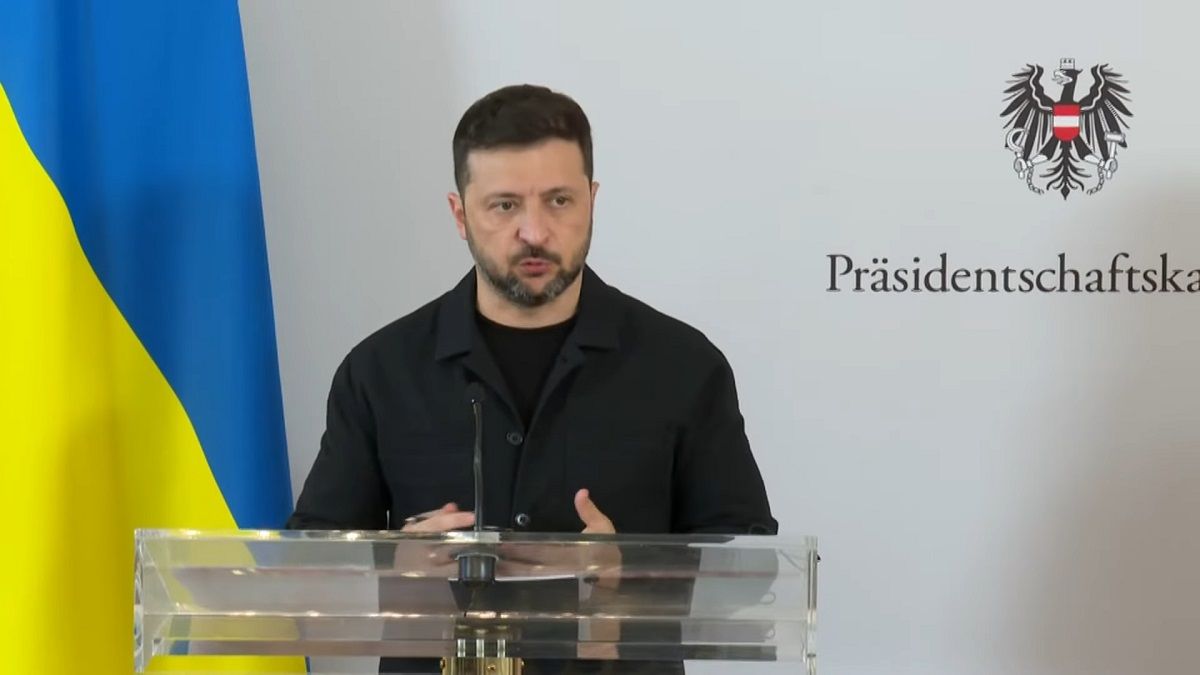 РФ пропонувала Україні обмін викрадених українських дітей на своїх військових, – Зеленський
