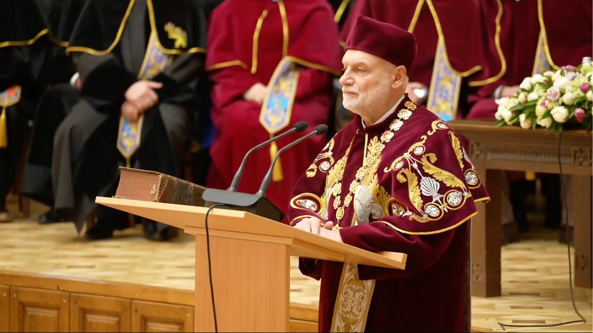 У Львівському університеті відбулася інавгурація ректора Романа Гладишевського