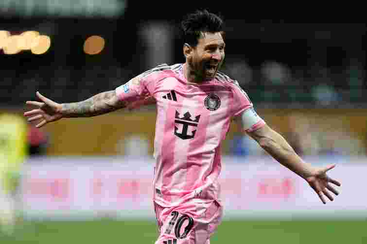 Несплата податків, 8 «Золотих мʼячів» і скандальний відхід з «Барселони»