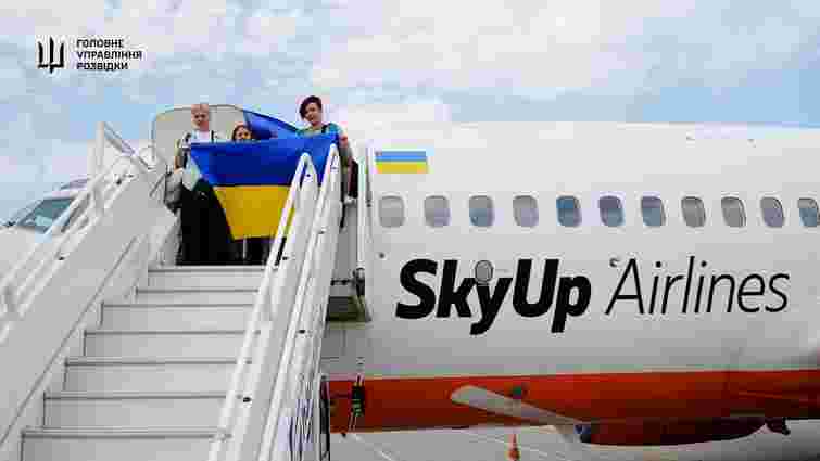 Розвідка та МЗС евакуювали з Ірану 31 українця